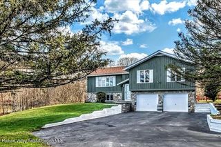 28 Hennett Road, Valatie, NY 12184