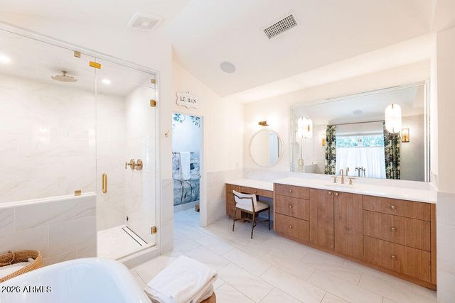 4227 N JOKAKE Drive, Scottsdale, AZ 85251