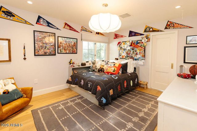 4227 N JOKAKE Drive, Scottsdale, AZ 85251
