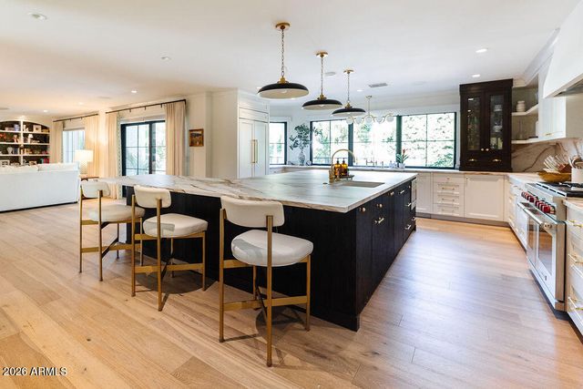 4227 N JOKAKE Drive, Scottsdale, AZ 85251