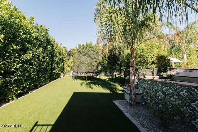 4227 N JOKAKE Drive, Scottsdale, AZ 85251