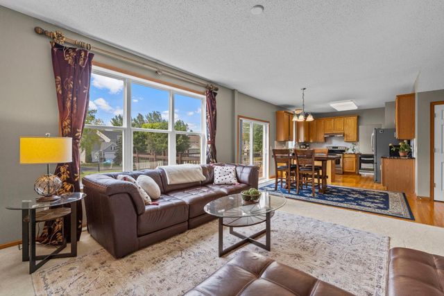 9207 W 136th Street, Savage, MN 55378