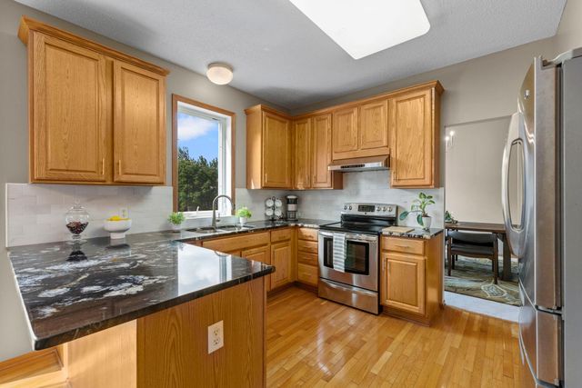 9207 W 136th Street, Savage, MN 55378