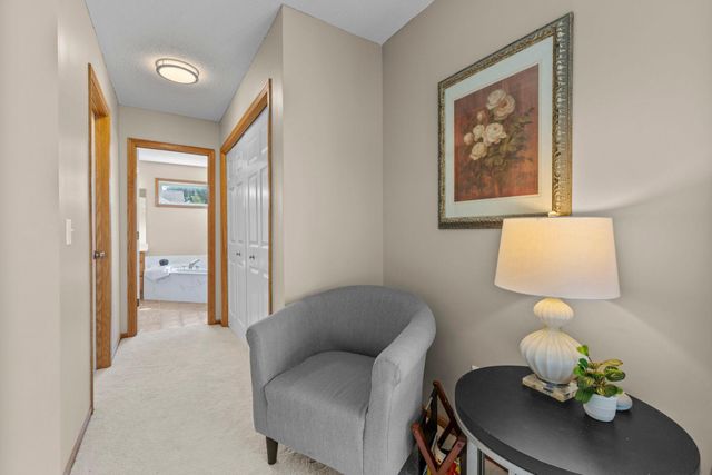 9207 W 136th Street, Savage, MN 55378
