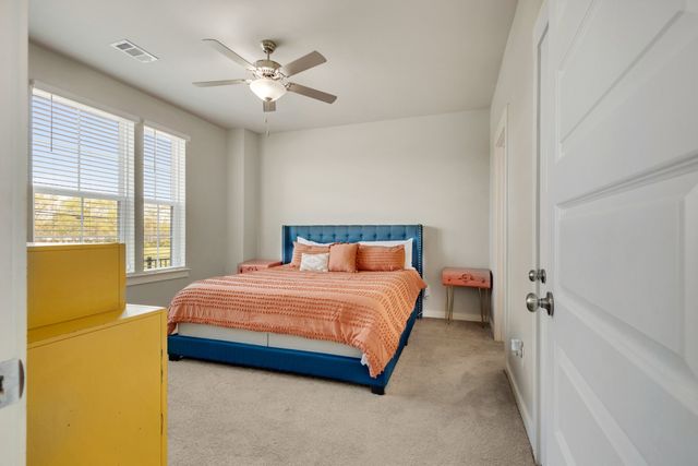 1016 Henley Pvt Ln, Gallatin, TN 37066