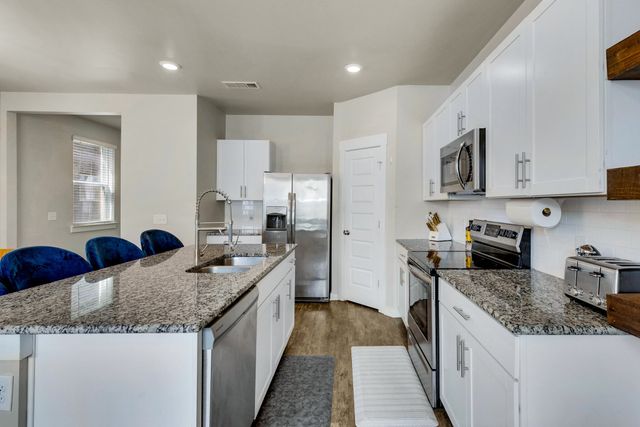 1016 Henley Pvt Ln, Gallatin, TN 37066