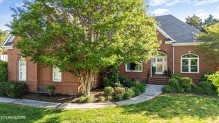 1614 Pinnacle Point Drive, Alcoa, TN 37701