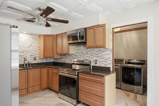5570 Charbar Dr, Pensacola, FL 32526