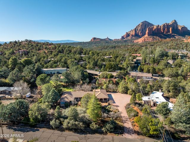 275 Apache Trail, Sedona, AZ 86336