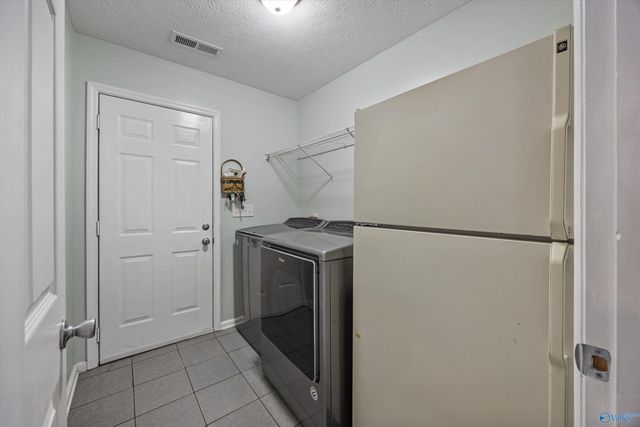 18513 Wells Road, Athens, AL 35613