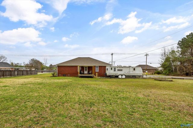 18513 Wells Road, Athens, AL 35613