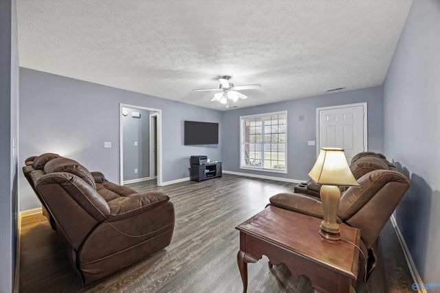 18513 Wells Road, Athens, AL 35613