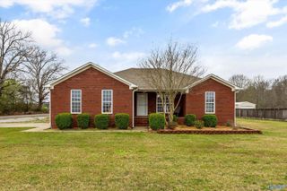 18513 Wells Road, Athens, AL 35613
