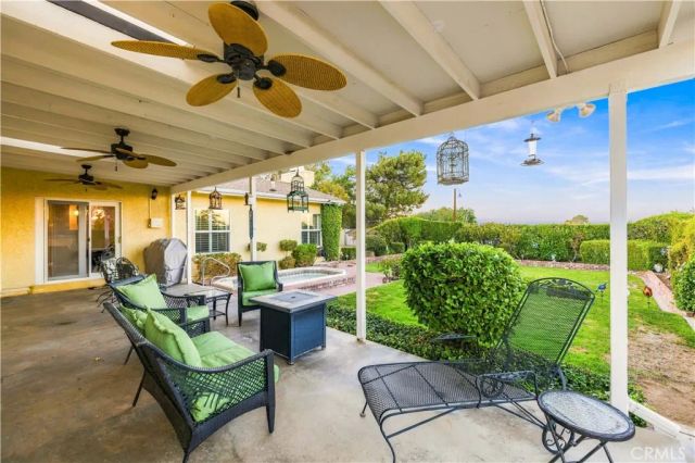 5305 W Avenue M8, Lancaster, CA 93536