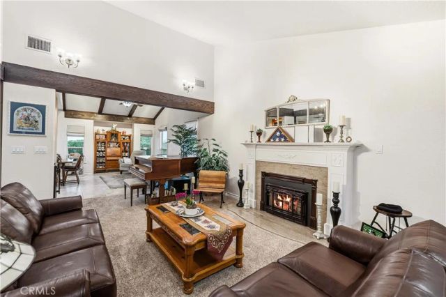 5305 W Avenue M8, Lancaster, CA 93536