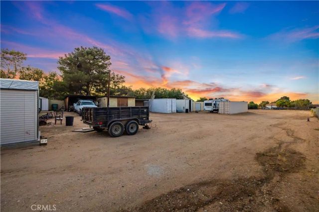 5305 W Avenue M8, Lancaster, CA 93536