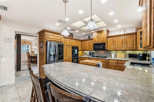 5305 W Avenue M8, Lancaster, CA 93536