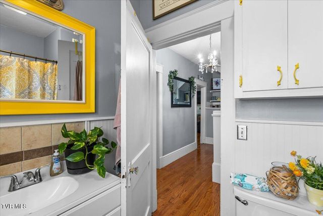 5028 Memorial Boulevard, Kingsport, TN 37664