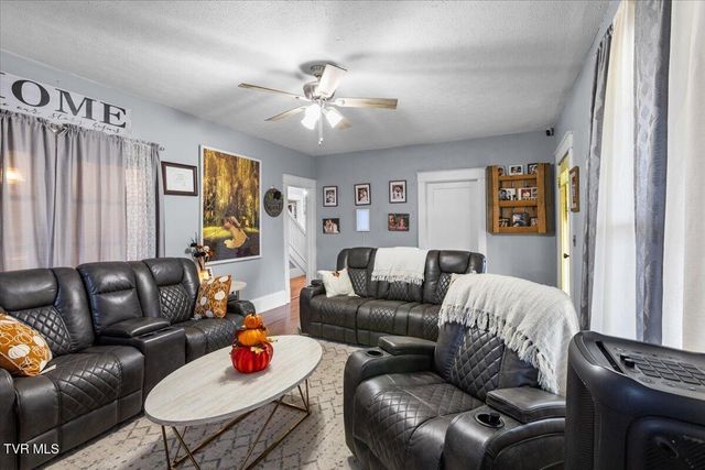 5028 Memorial Boulevard, Kingsport, TN 37664