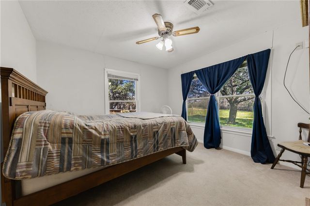 4269 Wilcox Lane, Bryan, TX 77808