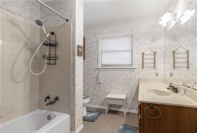 4269 Wilcox Lane, Bryan, TX 77808