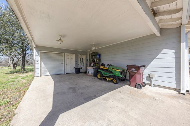 4269 Wilcox Lane, Bryan, TX 77808