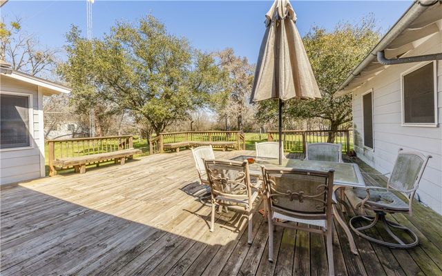 4269 Wilcox Lane, Bryan, TX 77808