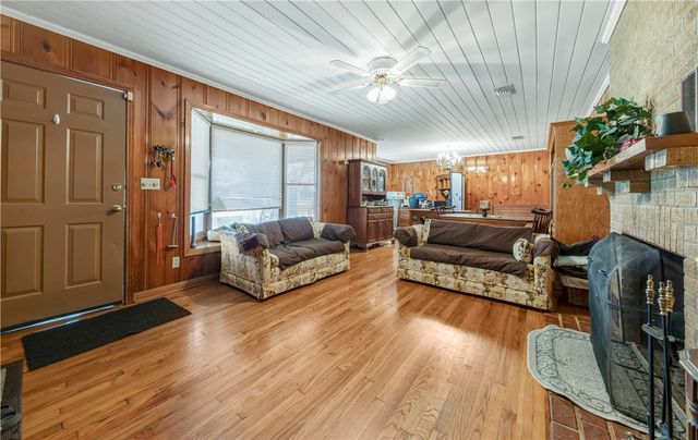 4269 Wilcox Lane, Bryan, TX 77808