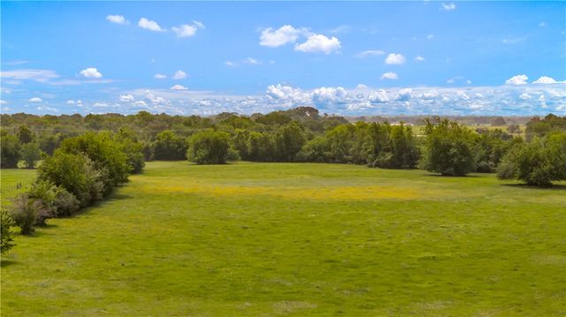 4269 Wilcox Lane, Bryan, TX 77808