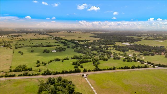 4269 Wilcox Lane, Bryan, TX 77808