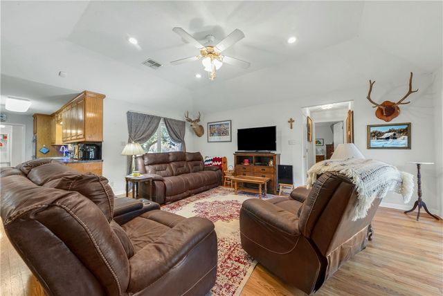 4269 Wilcox Lane, Bryan, TX 77808