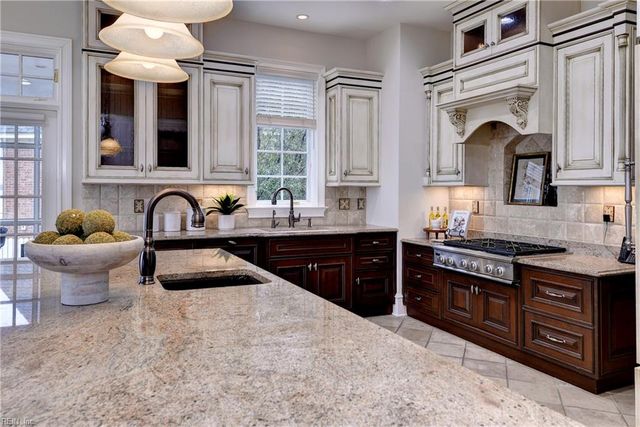 2925 Barrets Pointe RD, Williamsburg, VA 23185