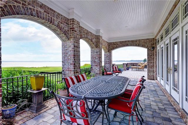 2925 Barrets Pointe RD, Williamsburg, VA 23185