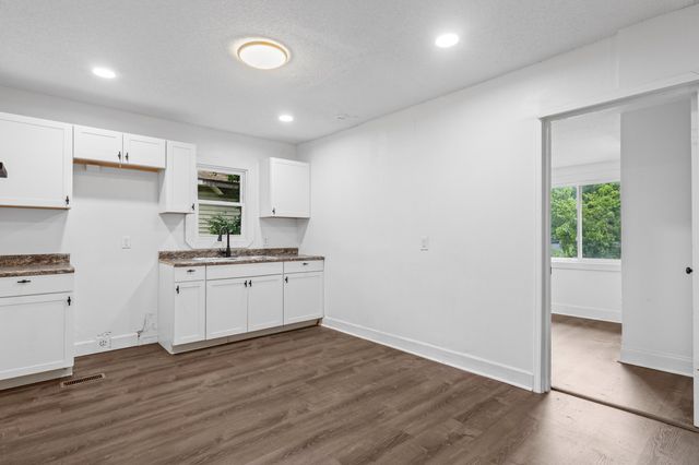1704 Tunnel Boulevard, Chattanooga, TN 37406