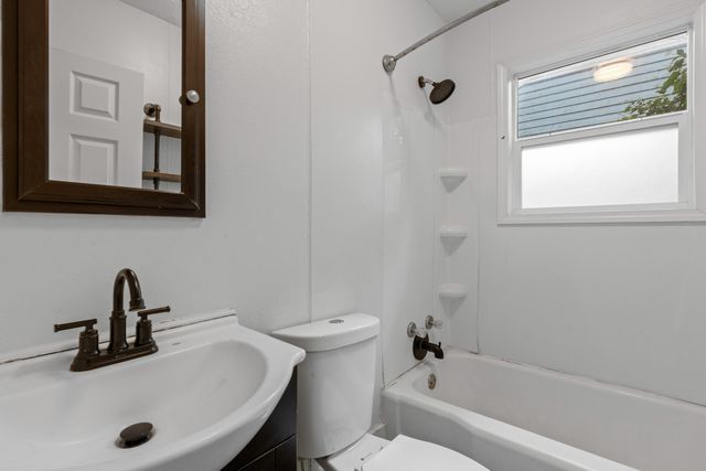 1704 Tunnel Boulevard, Chattanooga, TN 37406