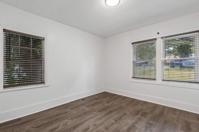 1704 Tunnel Boulevard, Chattanooga, TN 37406
