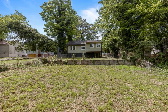 1704 Tunnel Boulevard, Chattanooga, TN 37406