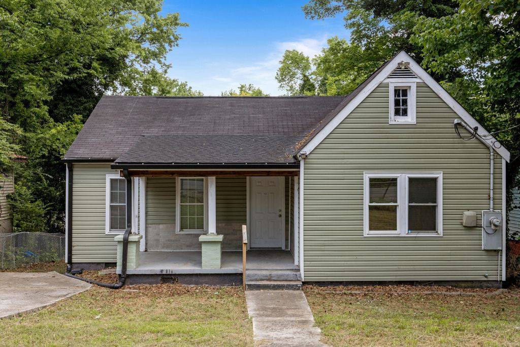 1704 Tunnel Boulevard, Chattanooga, TN 37406