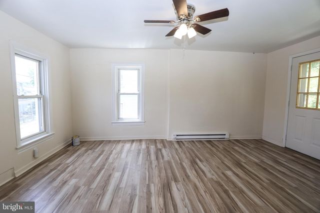 144 POTTSVILLE ST, Cressona, PA 17929