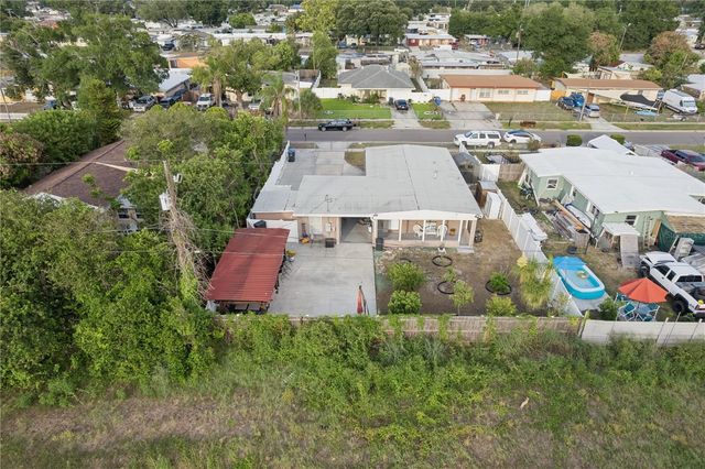 1715 WAIKIKI WAY, Tampa, FL 33619