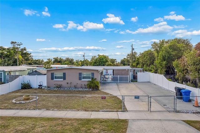 1715 WAIKIKI WAY, Tampa, FL 33619