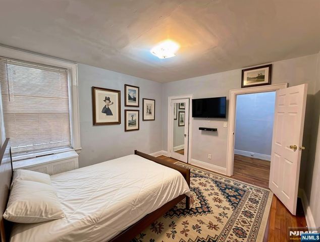 7435 Boulevard 309, North Bergen, NJ 07047