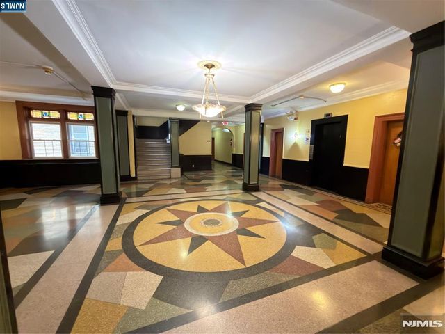 7435 Boulevard 309, North Bergen, NJ 07047