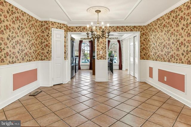 7371 MONTCALM DR, Mclean, VA 22102