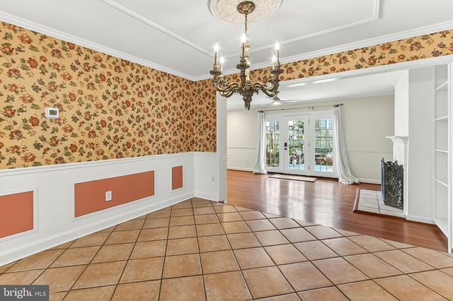 7371 MONTCALM DR, Mclean, VA 22102