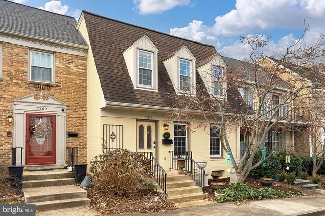 7371 MONTCALM DR, Mclean, VA 22102