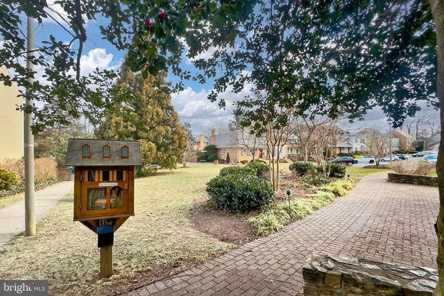 7371 MONTCALM DR, Mclean, VA 22102