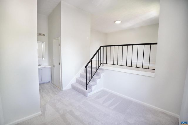 158 SCARBOROUGH PL, Charlottesville, VA 22903