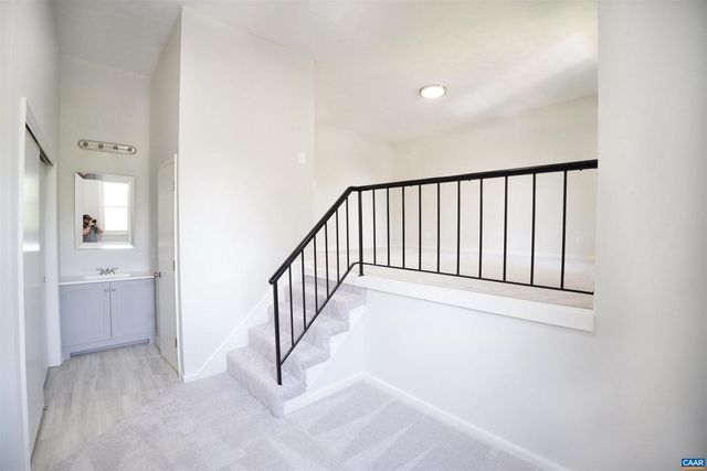 158 SCARBOROUGH PL, Charlottesville, VA 22903