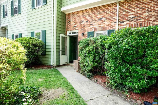158 SCARBOROUGH PL, Charlottesville, VA 22903